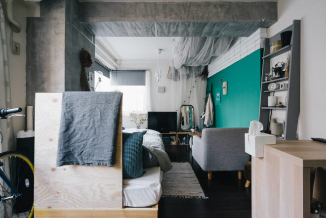 型にとらわれない空間づくりが魅力。ワンルームをとことん楽しむ部屋 | goodroom journal
