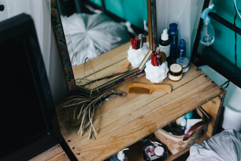 型にとらわれない空間づくりが魅力。ワンルームをとことん楽しむ部屋 | goodroom journal