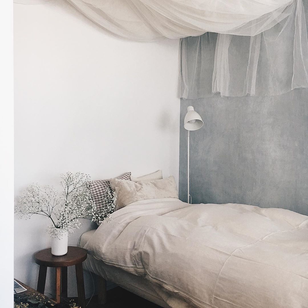 落ち着く空間に整えたい。おしゃれなベッドルームのインテリア実例みせて！ | goodroom journal