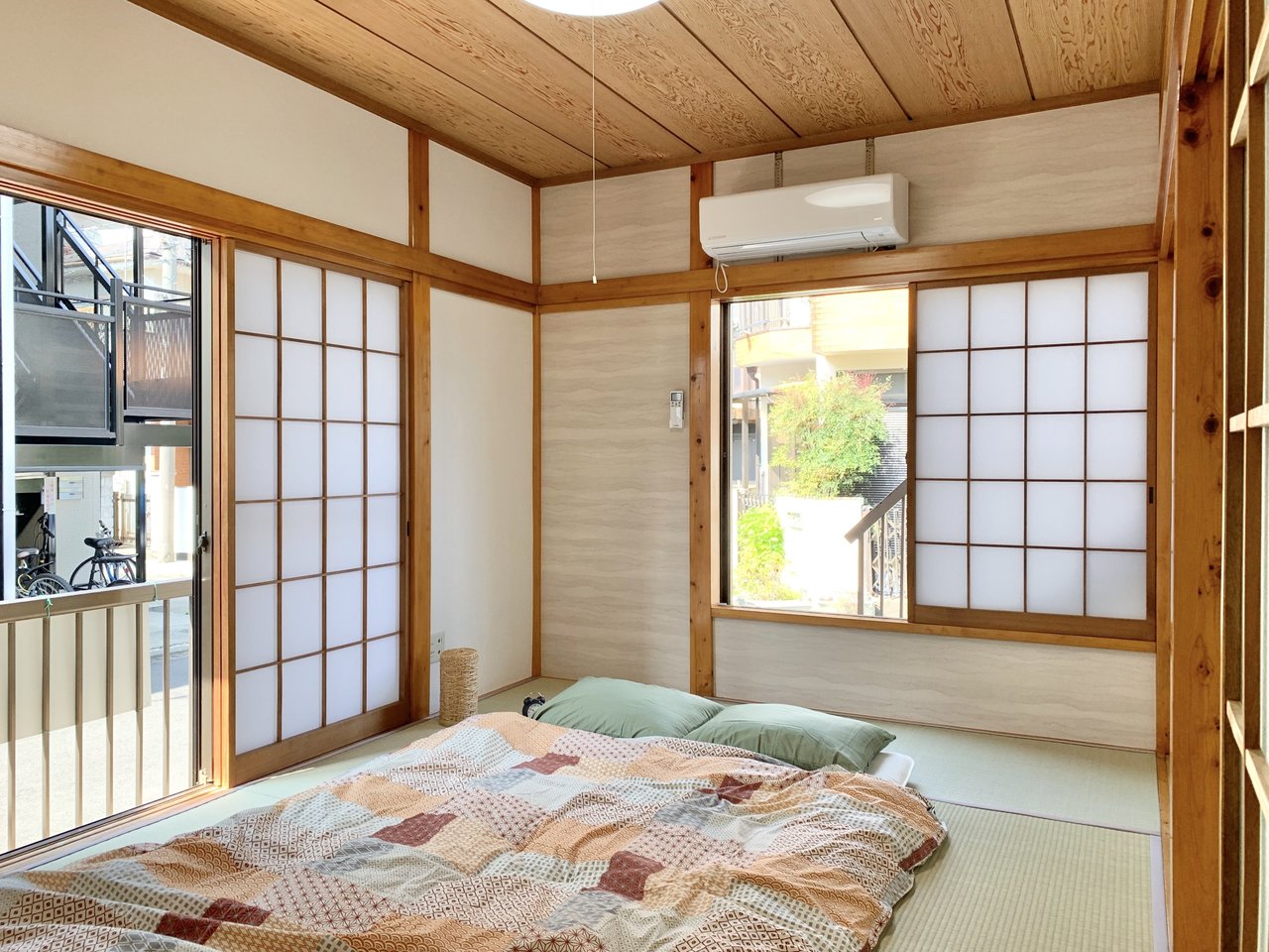 寝室に使えそうなお部屋も、畳張り。高さが低めのベッドを置いたり、間接照明を置いたりしてのんびりくつろげる空間を作りたいですね。