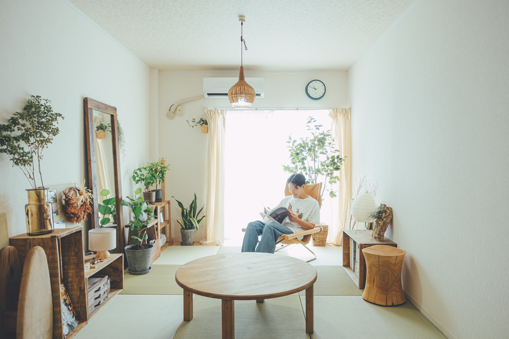 Daichiさんの住まいの決め手はずばり、畳を楽しめる間取り。畳の置きやすい長方形のリビングにキッチンとの仕切りが設けられていることに使い勝手の良さを感じて今の住まいを選ばれたのだそう。