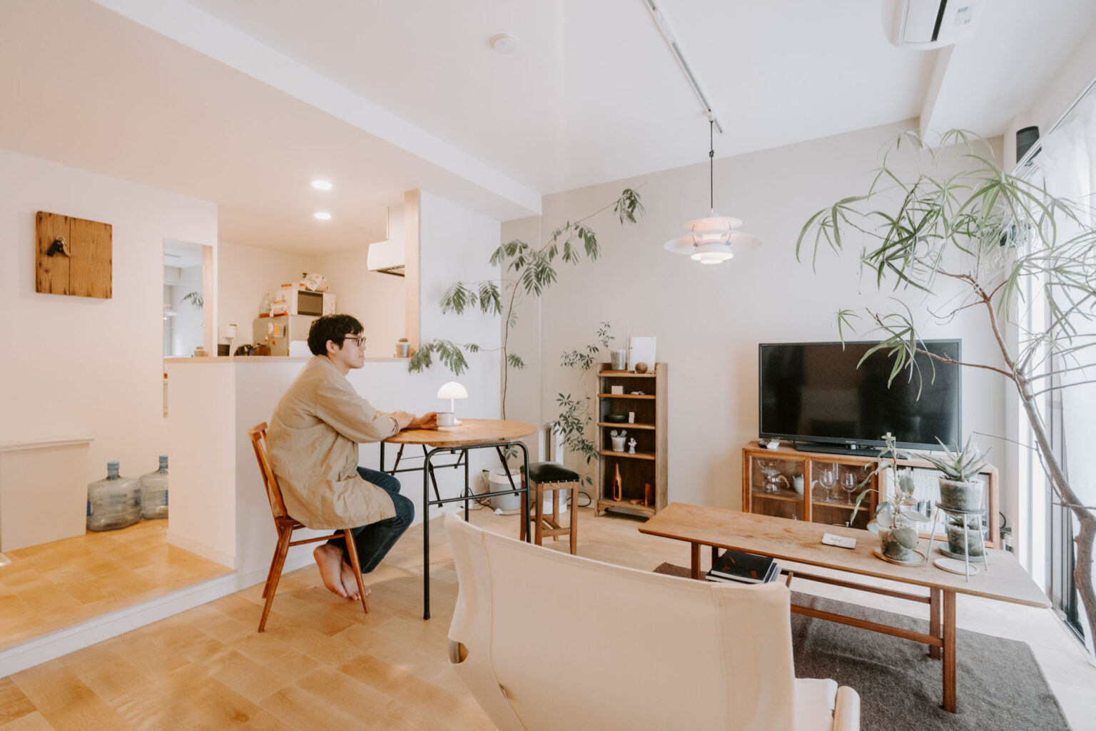 インテリアに似合う、観葉植物の置き方って?おしゃれな部屋に住む人に聞いてみた | goodroom journal