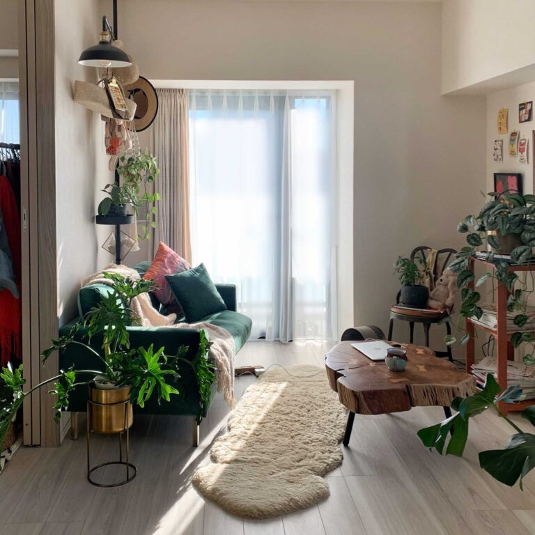 グレーの床にはどんなインテリアが合う？スタイル別お部屋の実例まとめ | goodroom journal