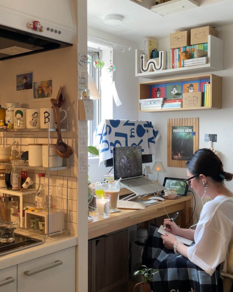 好きを大切にする自由な部屋づくり。駅近・築30年弱の1DK、一人暮らしインテリア | goodroom journal