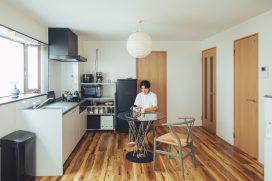 イサム・ノグチ「AKARI」のあるインテリア実例14選。どんな部屋にもなじむ名作照明 | goodroom journal
