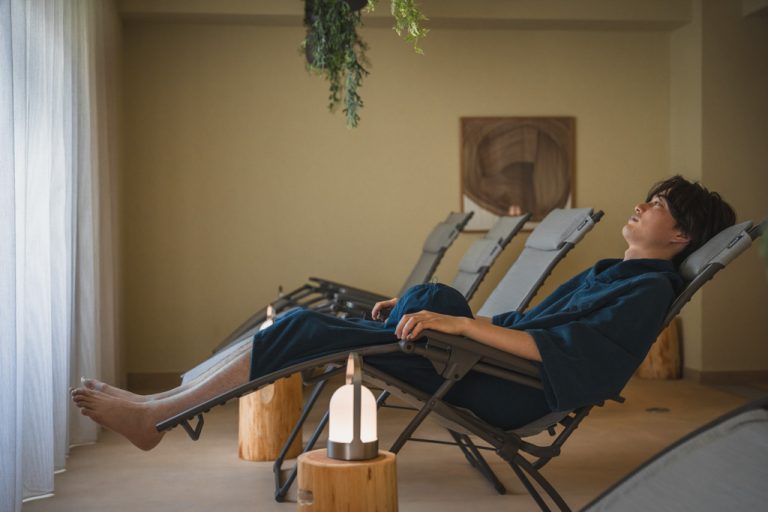センスがいい人の「リラックスして過ごす部屋」のつくり方。おしゃれなインテリア実例6選 | goodroom journal
