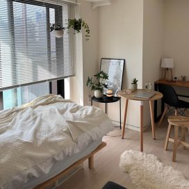 6.4畳で暮らす30代シンプリストの「断捨離のルール」。「いつか着るかも」の気持ちと向き合う
