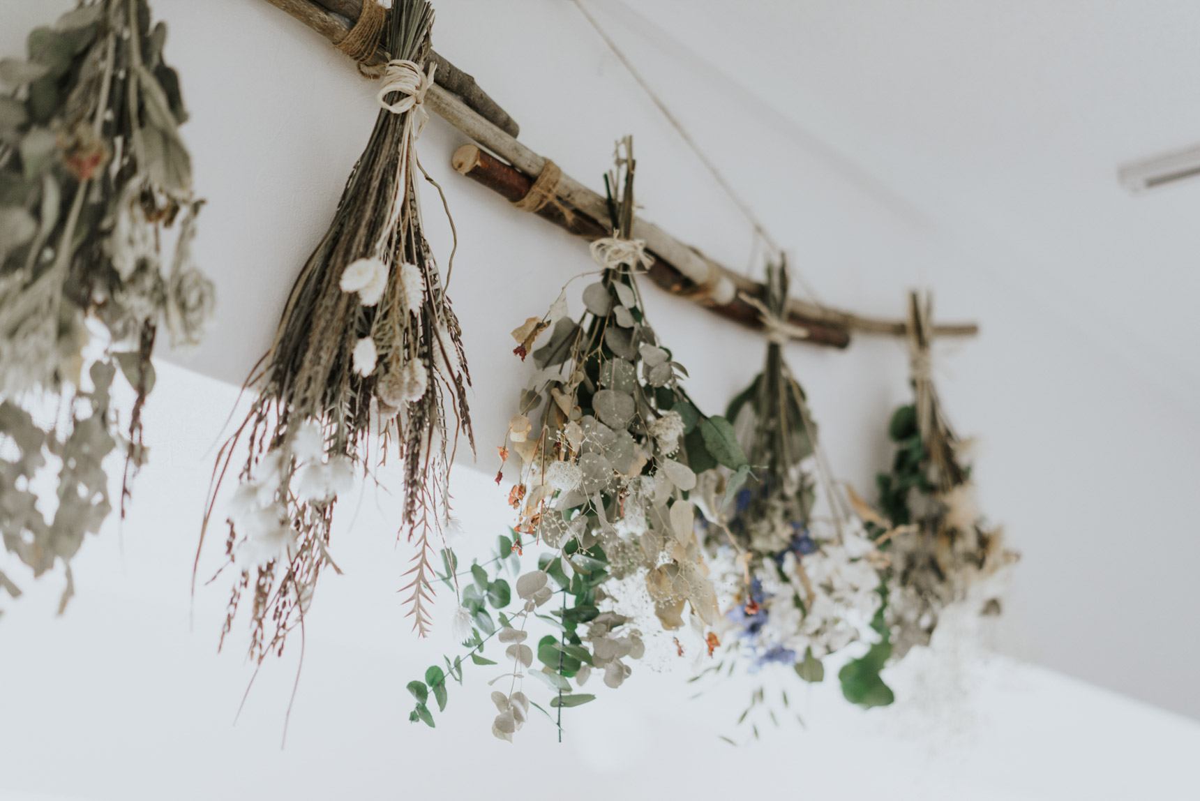 センスがいい人の「ドライフラワー」のある暮らし。おしゃれなインテリア実例9選