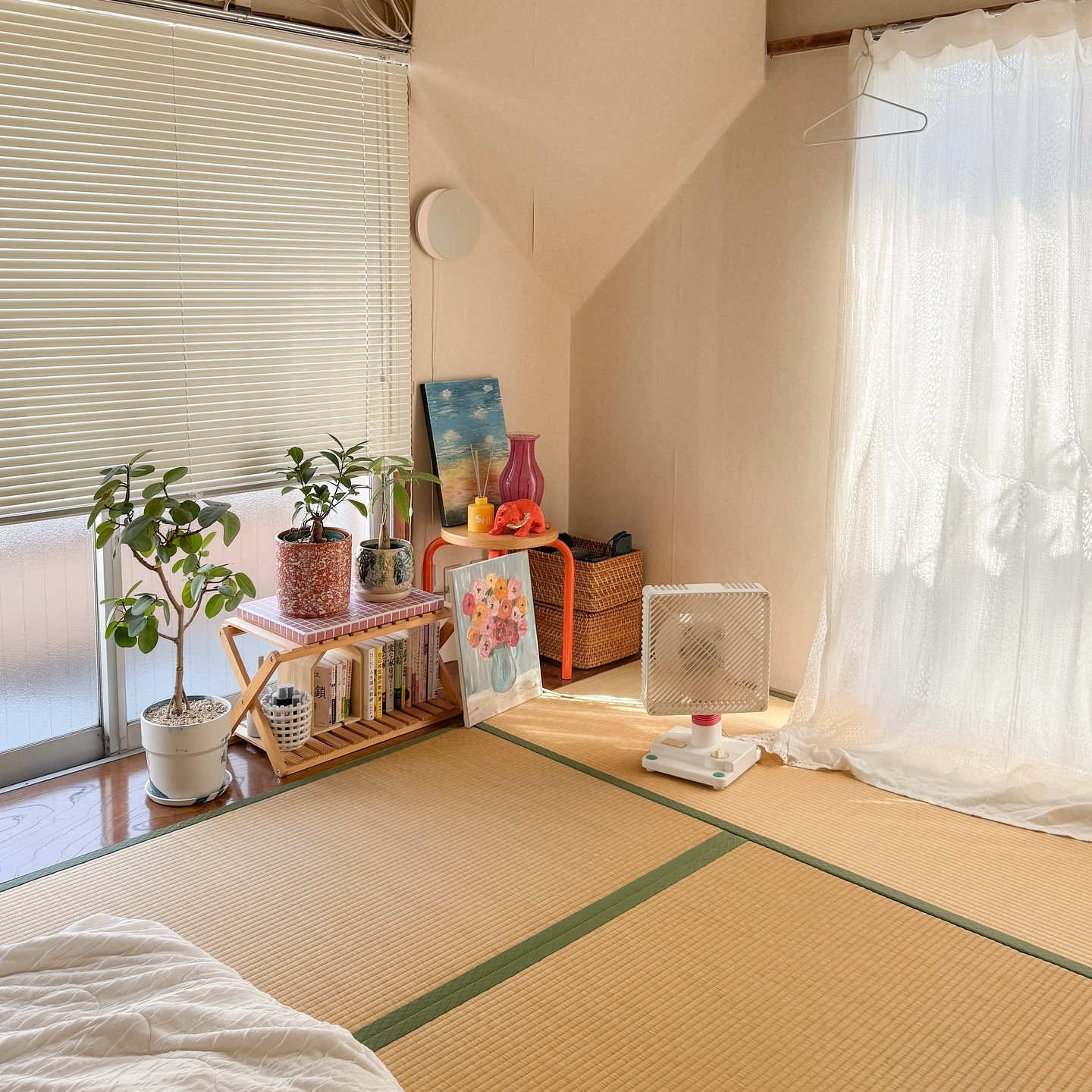 カラフルポップに住みこなす築50年の1LDK、北欧ナチュラルテイストの2Kなど、1月のインテリア実例まとめ読み