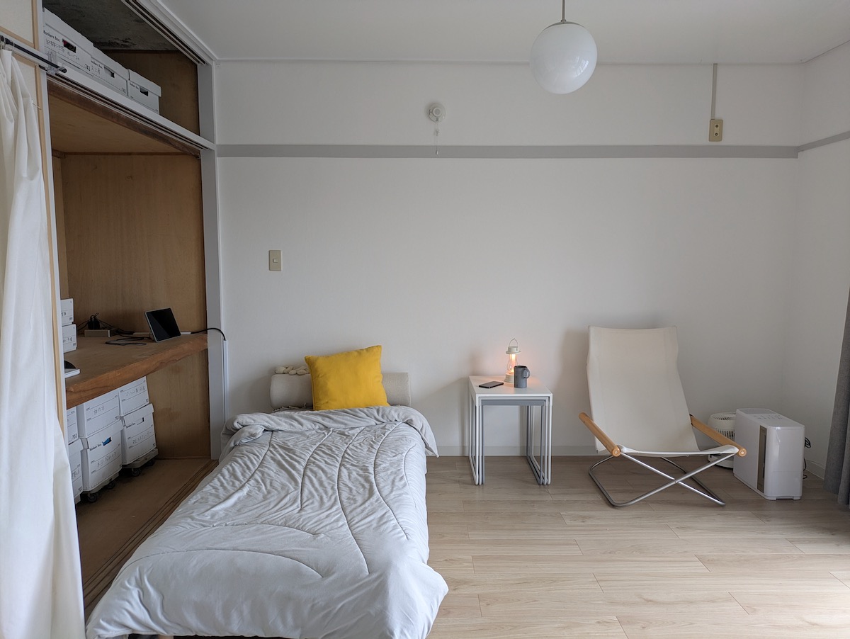 団地で暮らすミニマリストの「やめた習慣」。心の癖を見直して楽になる