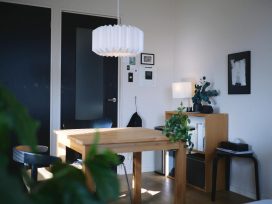 8.4畳1Kで暮らすミニマリストの「手放して正解だったもの」。固定観念をなくしてみる