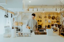 センスがいい人の「キッチン収納」8選。生活感を味方に、心地よく整える
